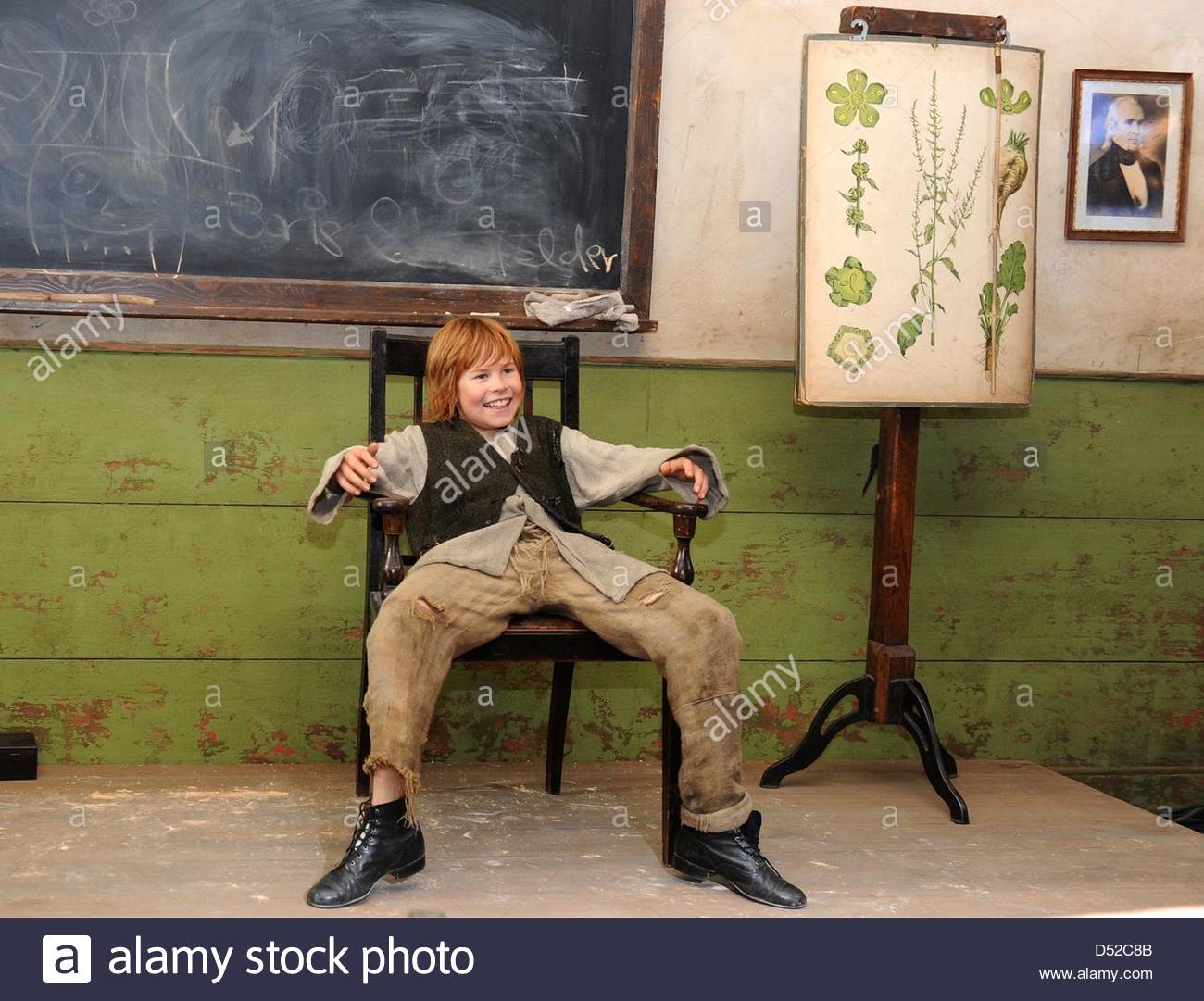 1300x1081 Tom Sawyer Stock Photos Amp Tom Sawyer Stock Images - Huckleberry Finn Fence Painting