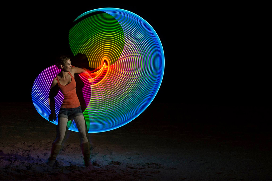 900x600 Led Hula Hoop Light Painting With Carrie Spratford - Hula Hoop Painting