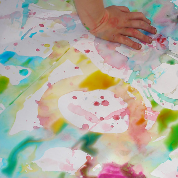 570x570 Ice Cube Painting Minieco - Ice Cube Painting