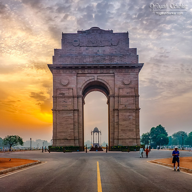 740x740 Exif Does Not Matter! - India Gate Painting