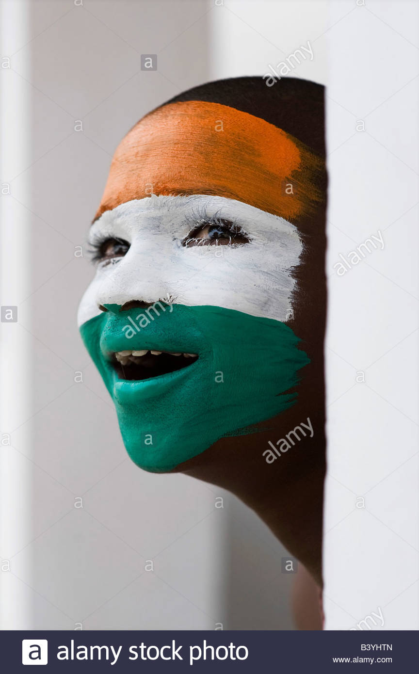 864x1390 Indian Boy With Indian Flag Painted On His Face Smiling Stock - Indian Flag Painting