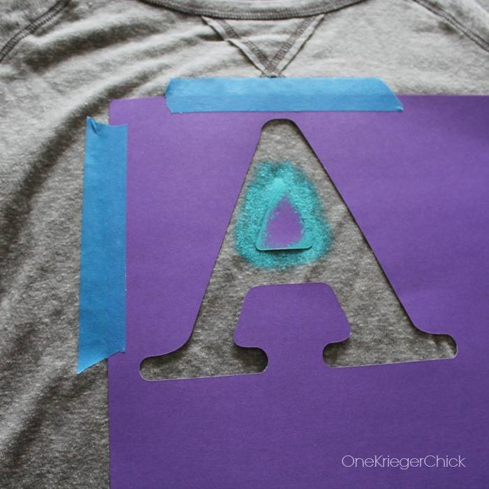 700x700 Make It Yourself Initial Tee - Initial Painting