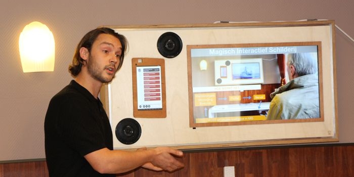 700x350 Nursing Home Installs - Interactive Painting