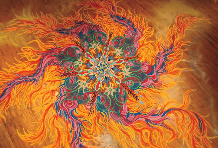 720x490 Incredibly Intricate Sand Paintings - Intricate Painting