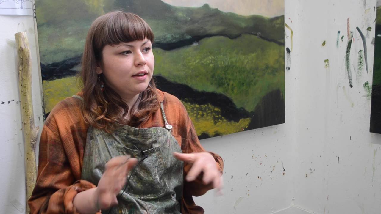 1280x720 Izzy Thompson - Izzy Painting