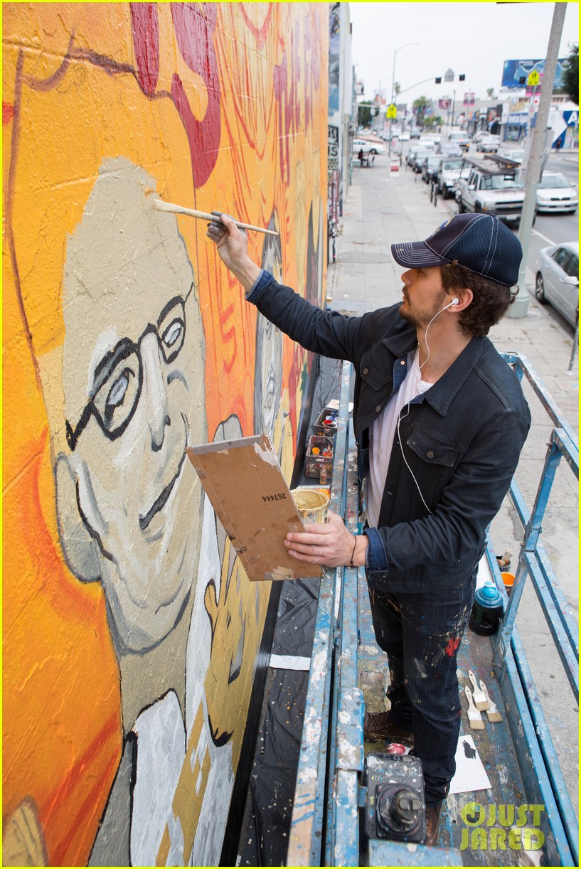 817x1222 James Franco Intros - James Franco Painting