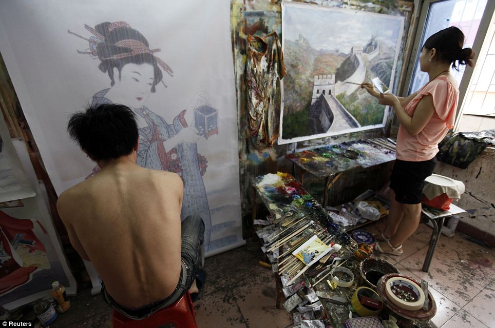 964x640 Dafen Oil Painting Village Where Thousands Of Artists Recreate - Japanese Oil Painting Artists