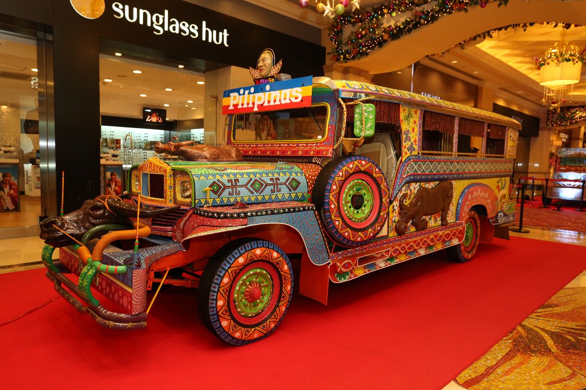 1152x768 Resorts World Manila Corporate Social Responsibility - Jeepney Painting