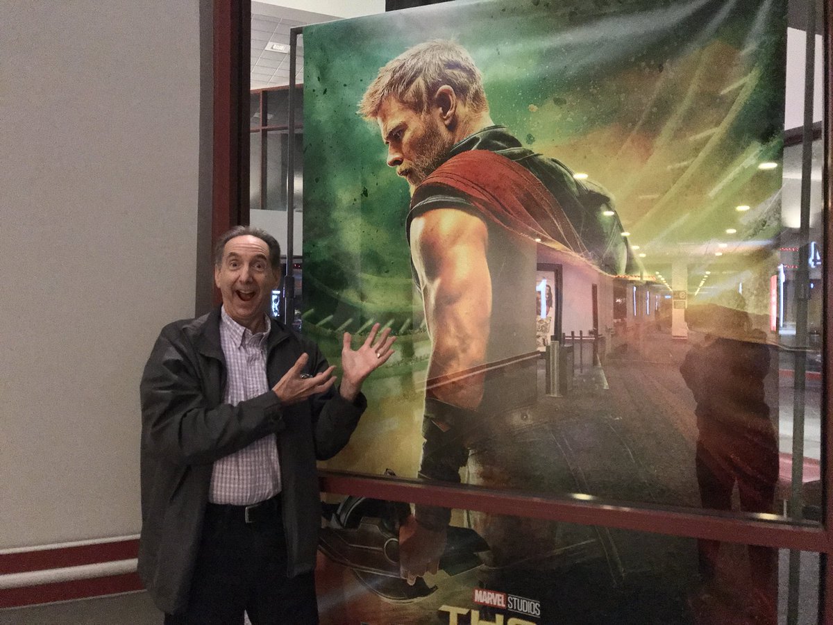 1200x900 Rachel Paige On Twitter Ok I Know Why My Dad Thinks He's Seen - Jeff Goldblum Painting Poster