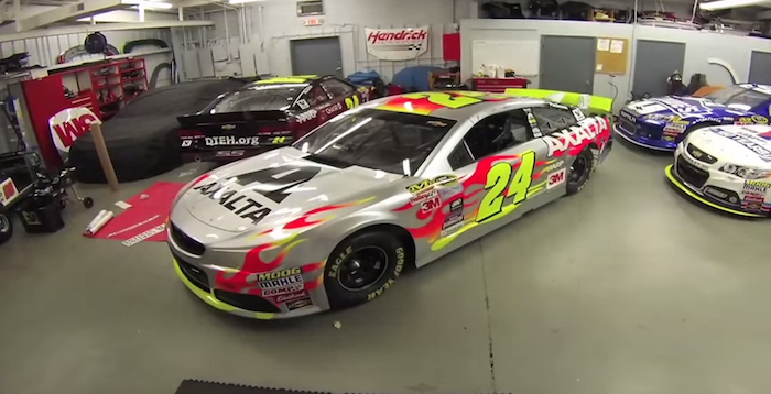 700x358 Jeff Gordon Car 24 - Jeff Gordon Painting