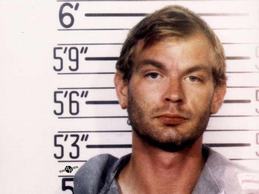 900x675 Jeffrey Dahmer Mug Shot 1991 Horizontal Painting By Tony Rubino - Jeffrey Dahmer Painting