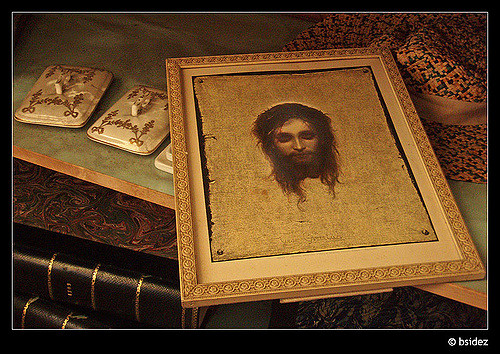 500x354 Weird Painting At An Old Abandoned Castle I Found This - Jesus Christus Painting