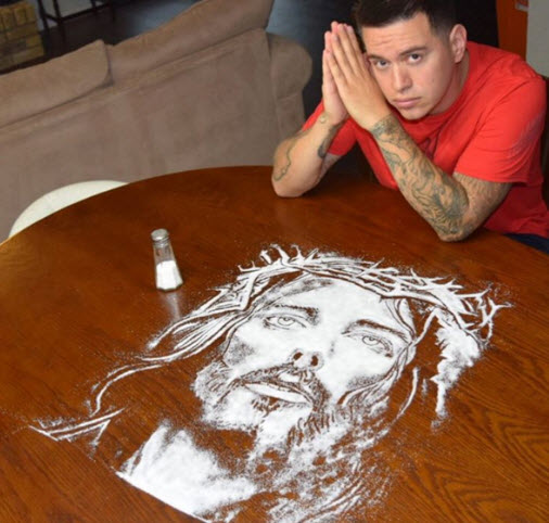 506x482 Man Used Salt To An Awesome Picture Of Jesus Everyday - Jesus Portrait Painting