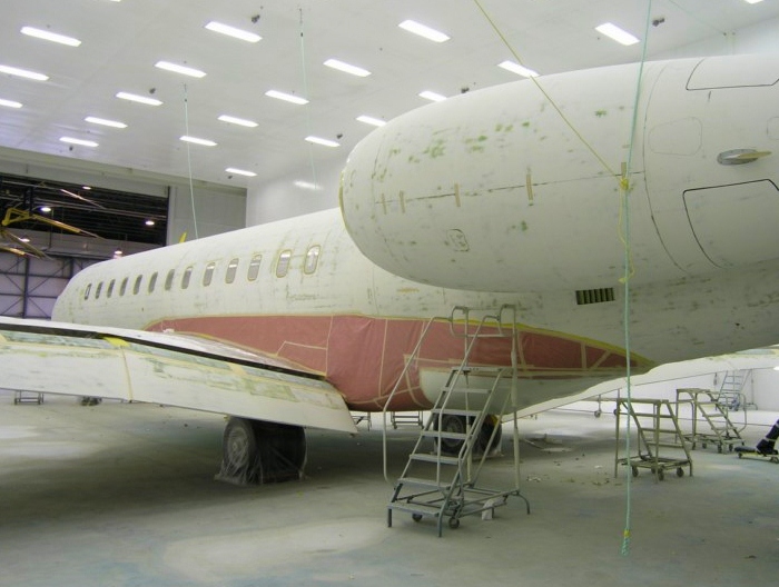 700x528 Jet Completions Aircraft Painting Strip Amp Prep - Jet Painting