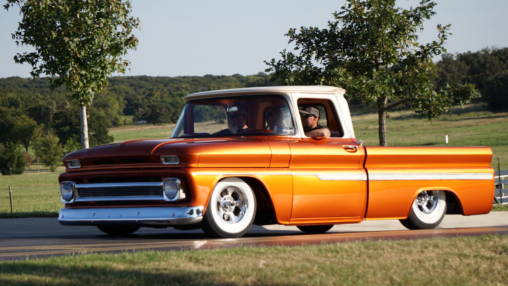 1920x1080 Martin Bros Customs' Rise In Iron Resurrection - Joe Martin Painting