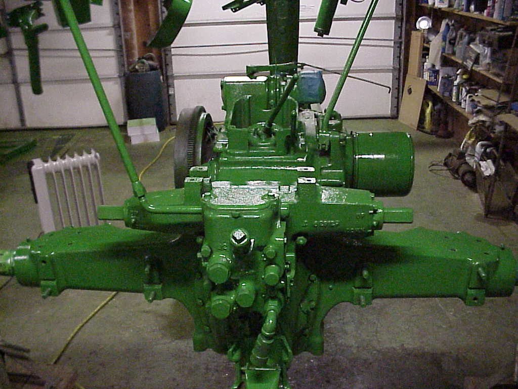 1024x768 John Deere Green Paint To Polish Your Tractor - John Deere Painting