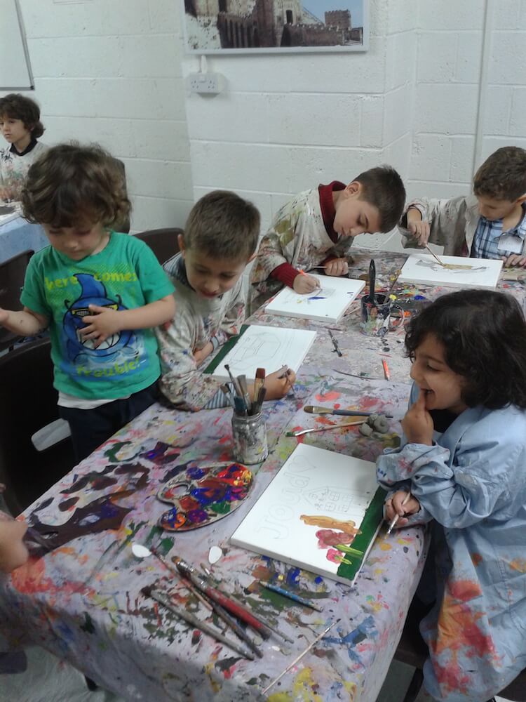 750x1000 Free Art Workshop For Syrian Children In Manchester. 26.10.16 - Kids Painting Free
