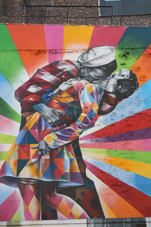 300x450 Reading The Streets Eduardo Kobra Mural In Chelsea - Kobra Painting