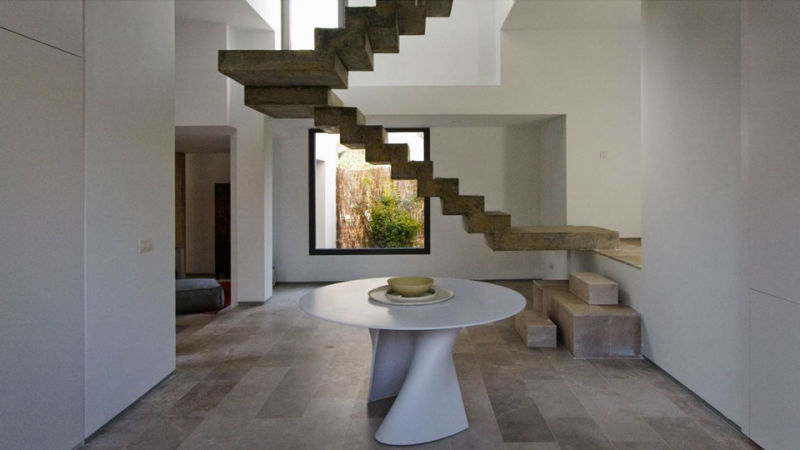 800x450 These Seemingly Floating Stairs Belong In A Painting - Labyrinth Stairs Painting