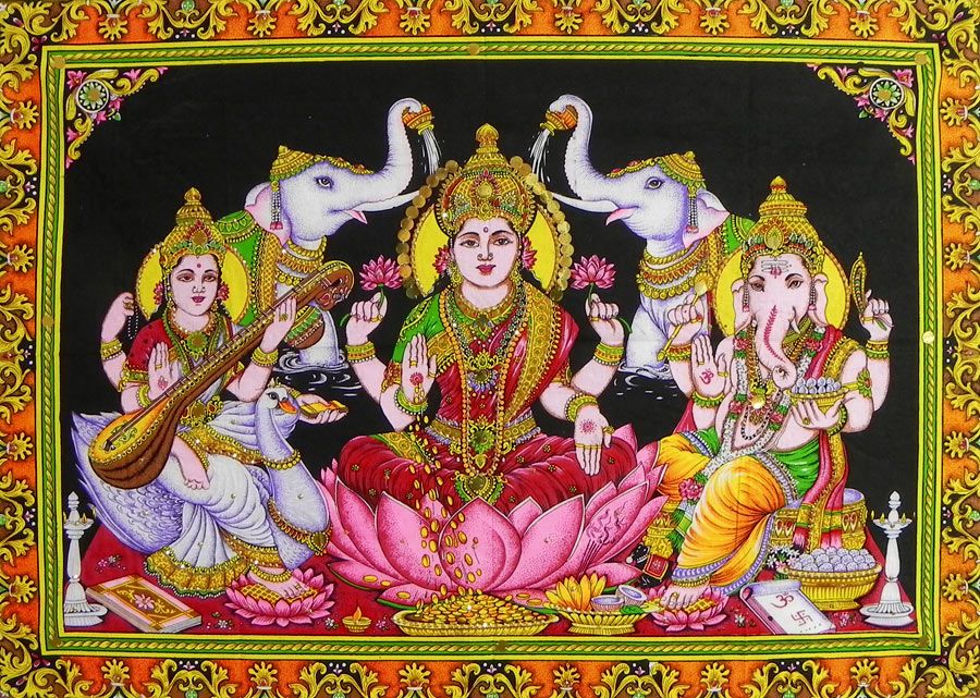 900x641 Lakshmi, Saraswati And Ganesha - Lakshmi Painting