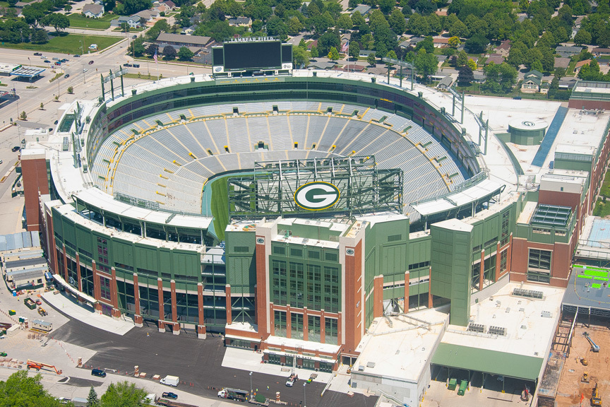 864x576 The Wearing Of The Green (And Gold) G Now Stands For Great Big - Lambeau Field Painting