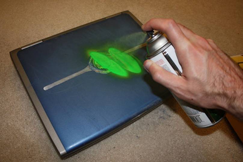 808x539 Paint Laptop Download - Laptop Painting