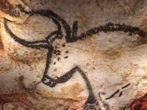 300x225 New International Cave Painting Centre - Lascaux Painting