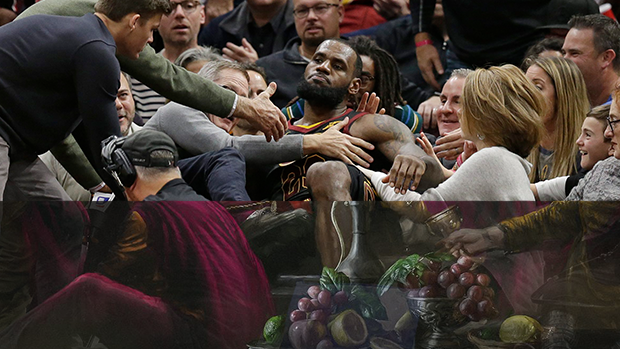 620x349 Artist Creates Incredible Painting From Renaissance Like Photo - Lebron Painting