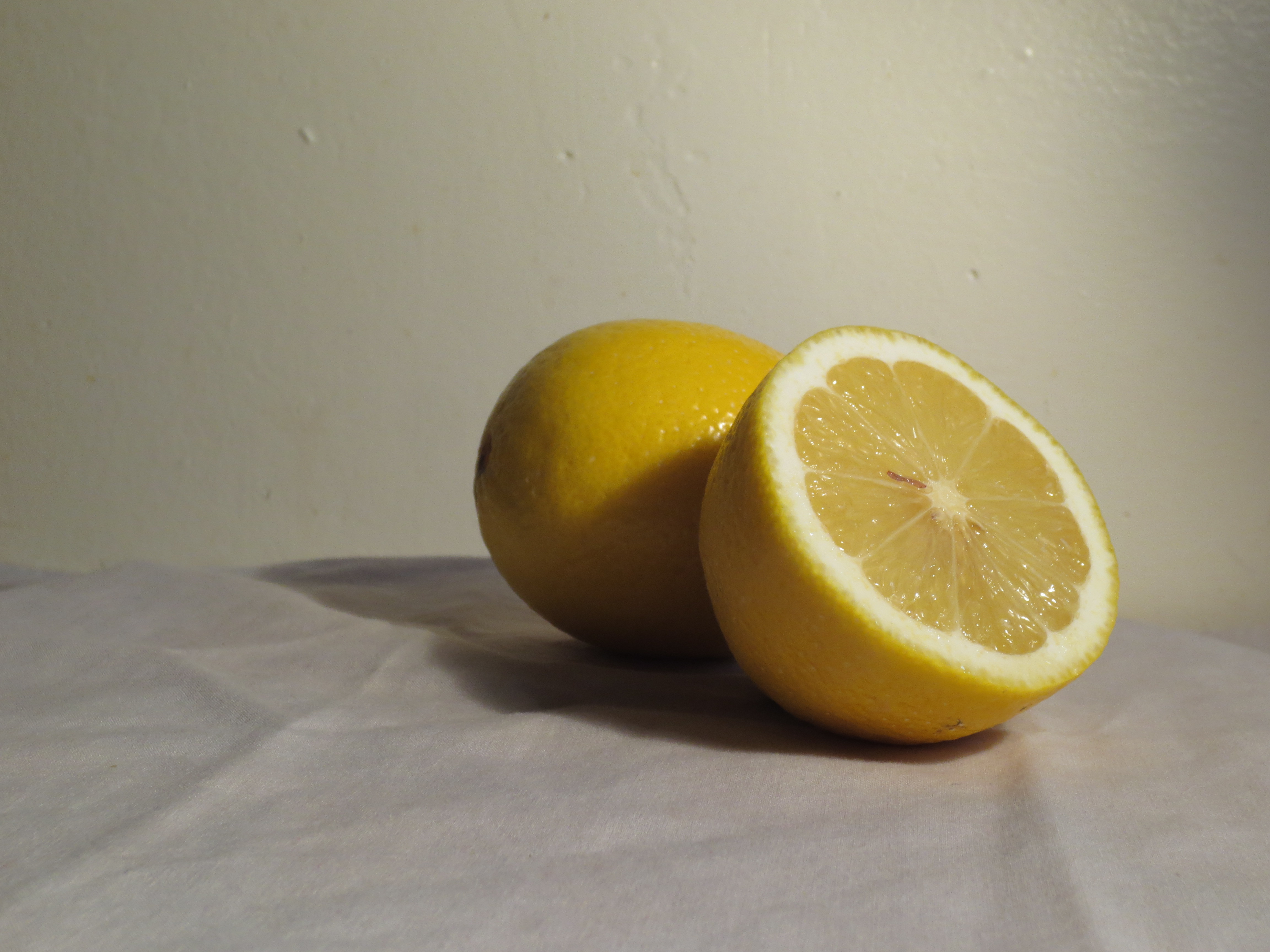 4608x3456 Watercolor Painting Exercise One Lemon Beginner's School - Lemon Painting