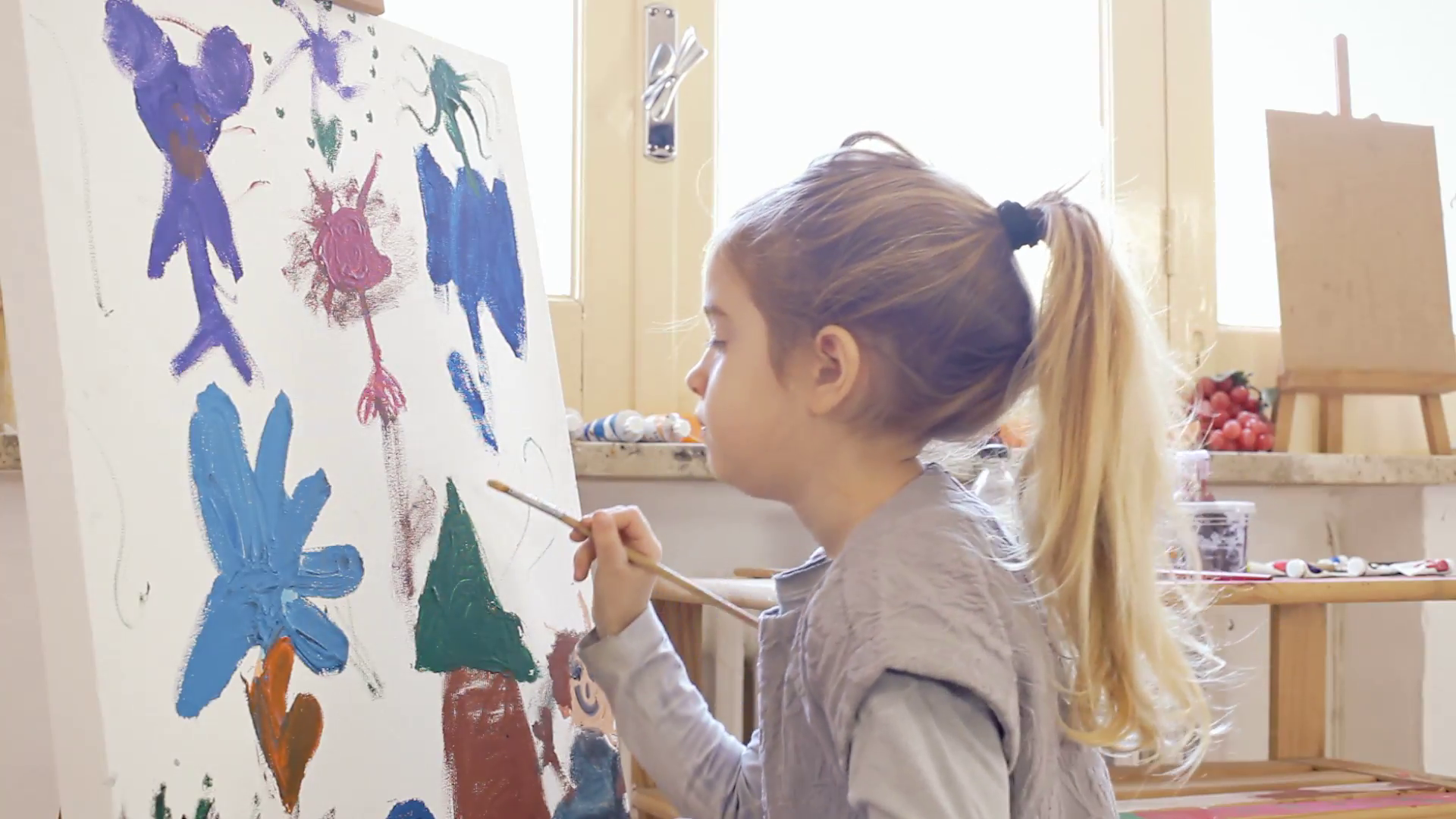 1920x1080 Painting Kid 03. A Pretty Little Girl Painting With Acrylic Colors - Little Kid Painting