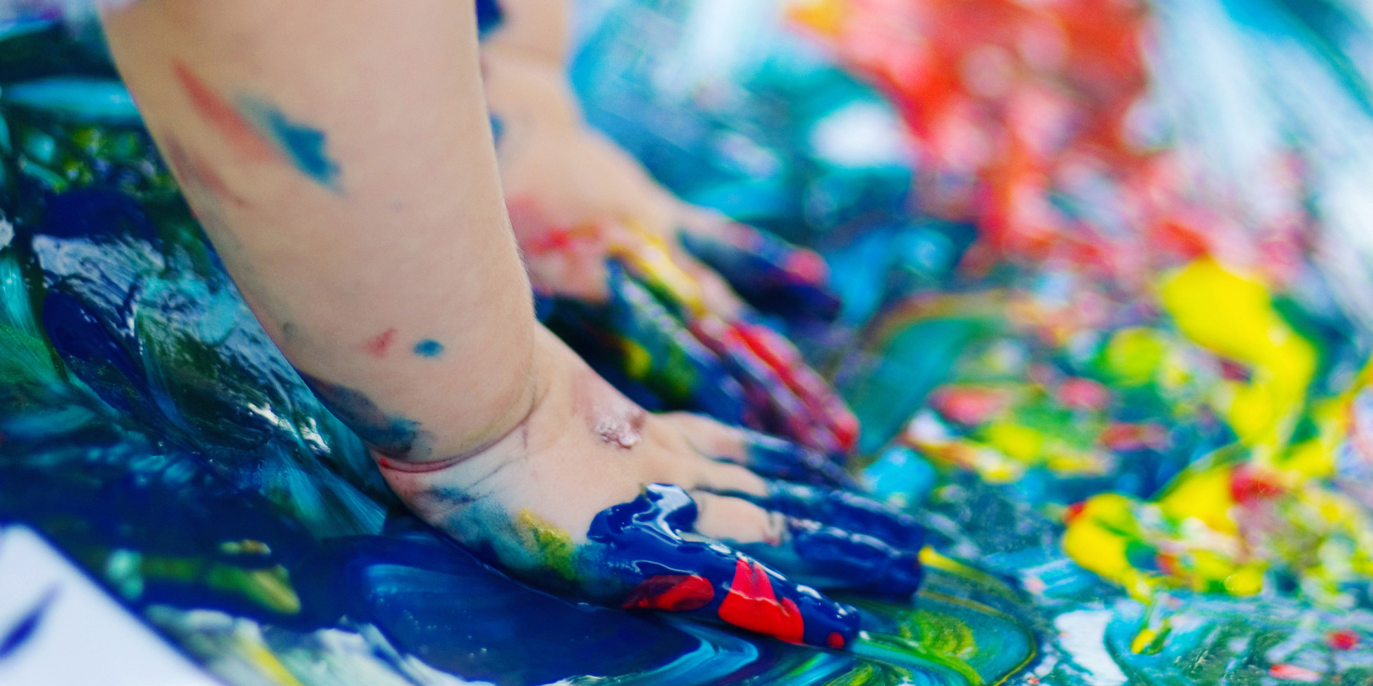 2000x1000 Are Kids Really More Creative Than Adults Scott Thorp - Little Kid Painting