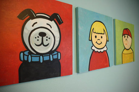 460x307 Lucy Lives In An Art Gallery - Little People Painting