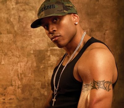400x349 Male Celebrity Body Painting Bodypaintzone Page 4 - Ll Cool J Painting