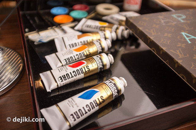 640x425 Louis Vuitton The Art Of Packing - Lv Painting