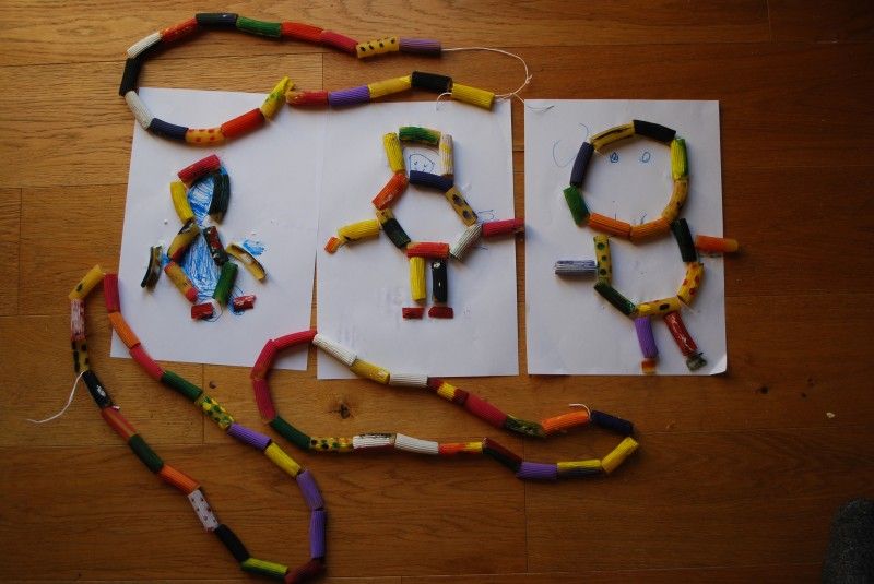 800x535 Staying Creative During The Summer Holiday Parenting While Abroad - Macaroni Painting