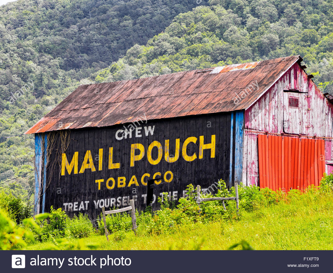 1300x1064 Vintage Americana Advertising Chew Mail Pouch Tobacco On Painted - Mail Pouch Barn Painting
