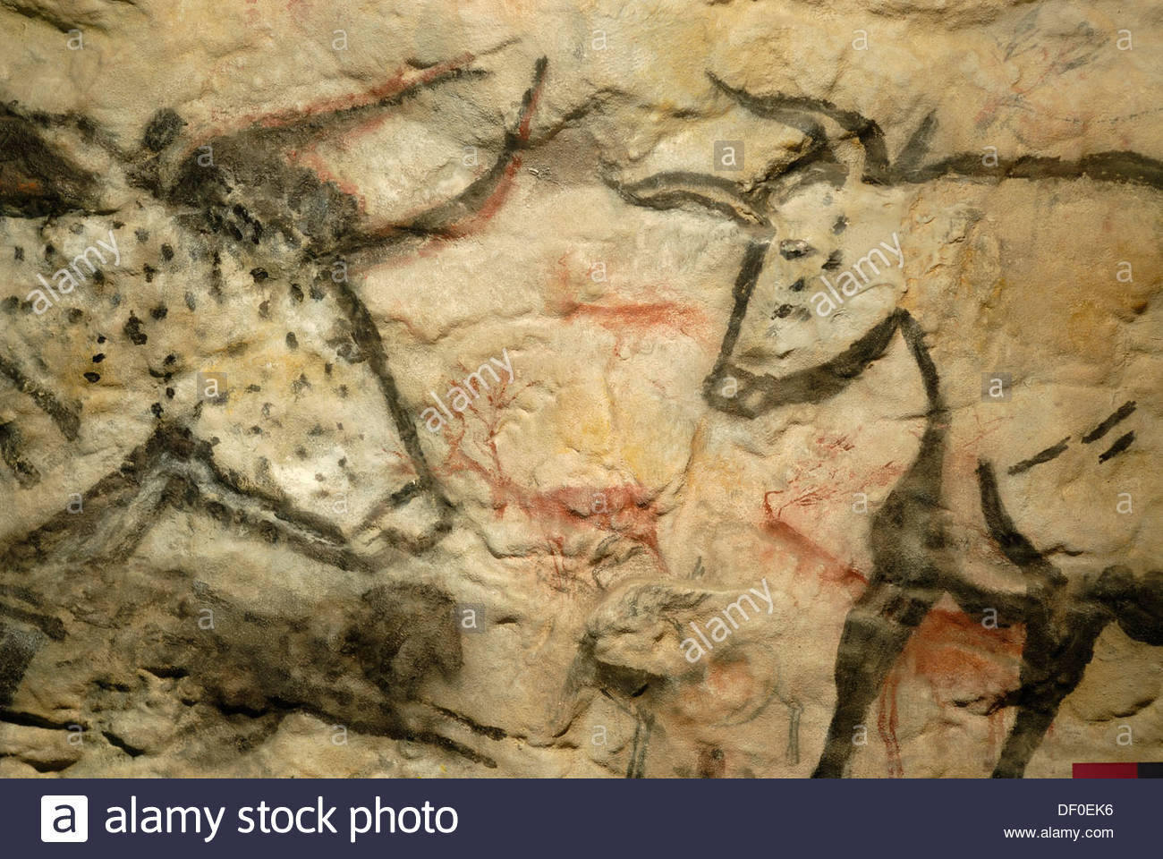 1300x960 Cave Painting From The Stone Age, Cheddar Man Museum Of Prehistory - Man Cave Painting