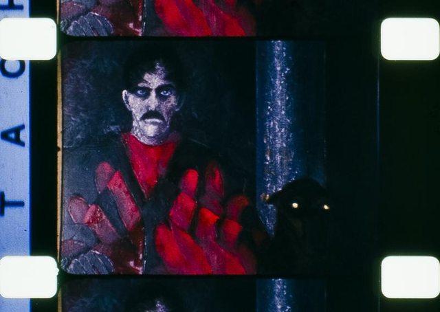 640x454 On Film Manos - Manos Painting