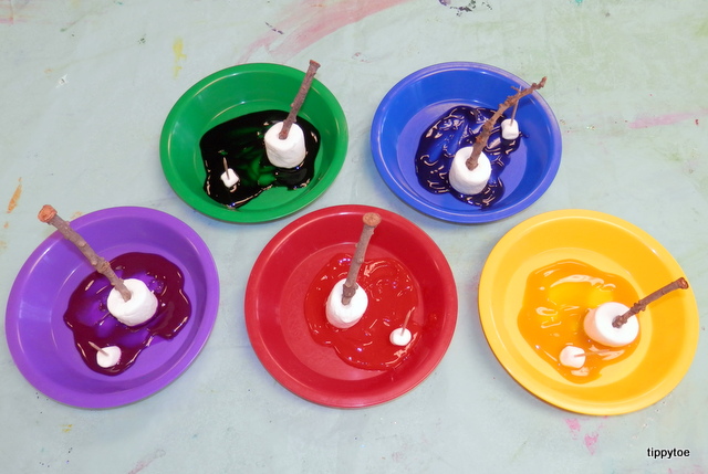 640x429 Tippytoe Crafts Painting With Marshmallows - Marshmallow Painting
