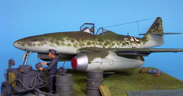 700x369 Messerschmitt Me 262 A 1a By Ingo Degenhardt (Monogram 148) - Me 262 Painting