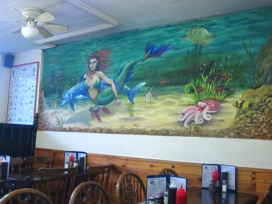 550x412 Wall Painting In The Mermaid - Mermaid Wall Painting