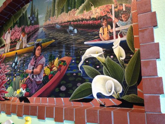 550x413 Mural On Interior Wall - Mexican Wall Painting