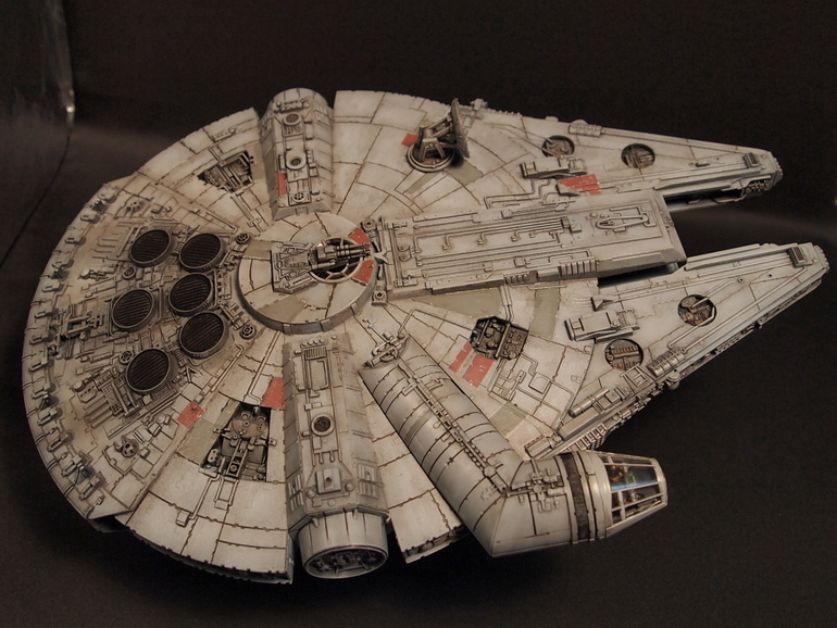 770x578 Star Wars] Finemolds 1144 Millennium Falcon Painted Build - Millennium Falcon Painting