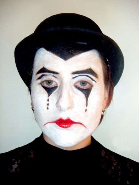 450x600 Mime Face Painting Best 25 Mime Artist Halloween Ideas On Mime - Mime Painting