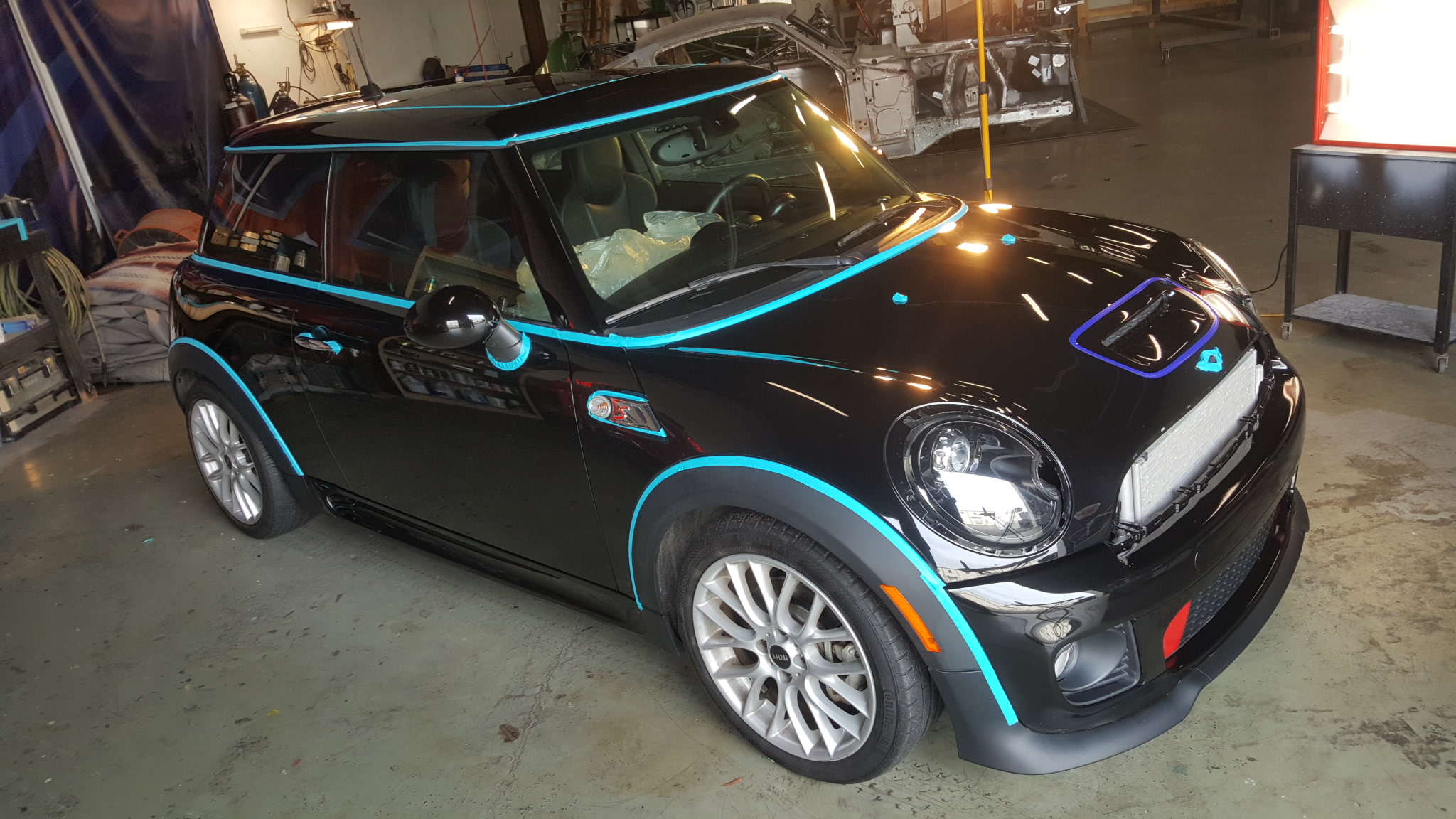 2048x1152 Mini Cooper S - Mini Cooper Painting