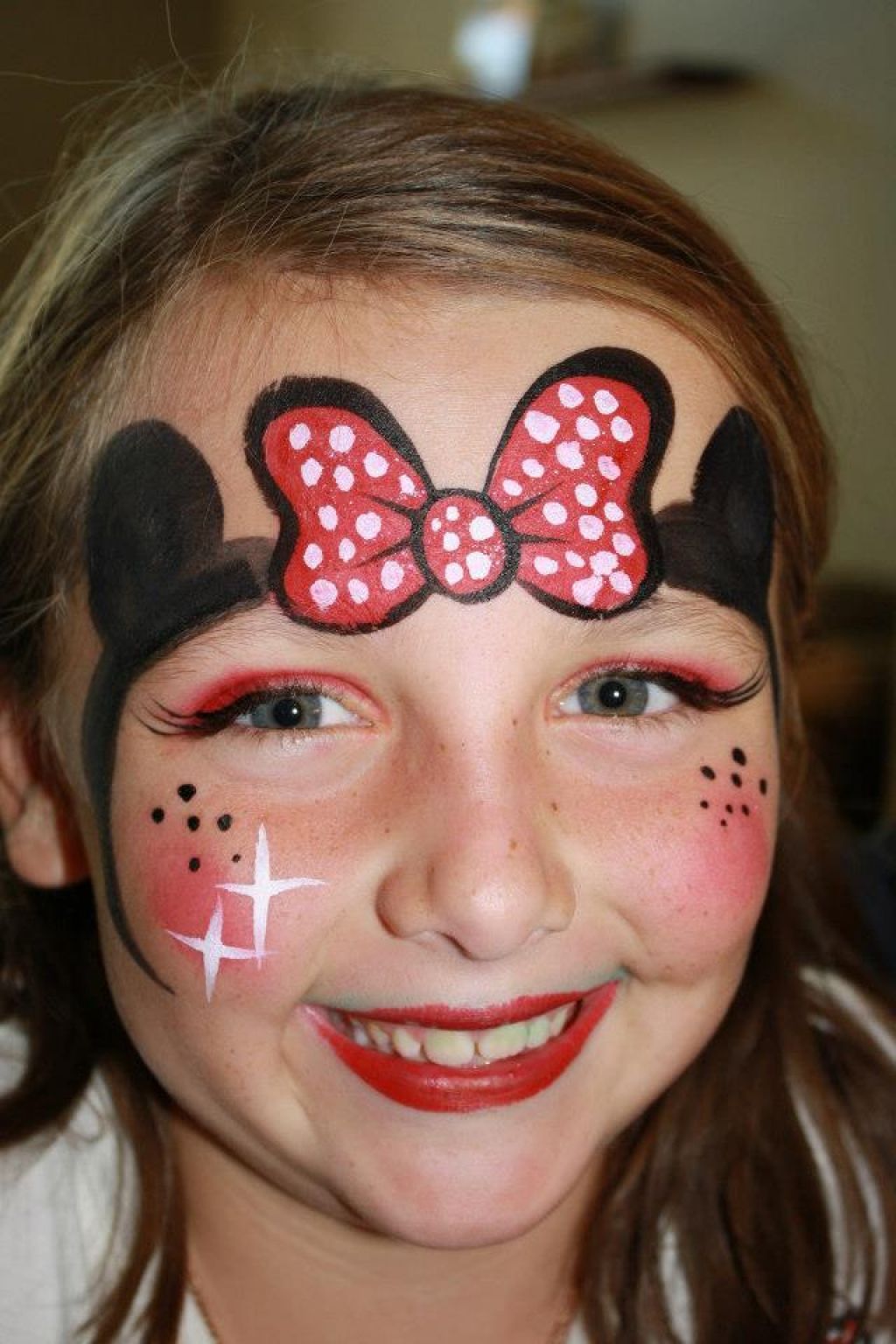 1024x1536 Minnie Mouse Painting Face 4k Pictures 4k Pictures [Full Hq - Minnie Mouse Face Painting