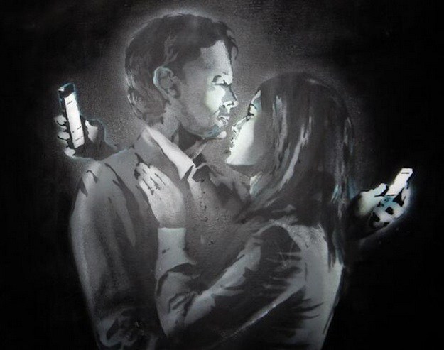 625x493 Breaking New Mysterious Banksy Painting - Mobile Phone Painting