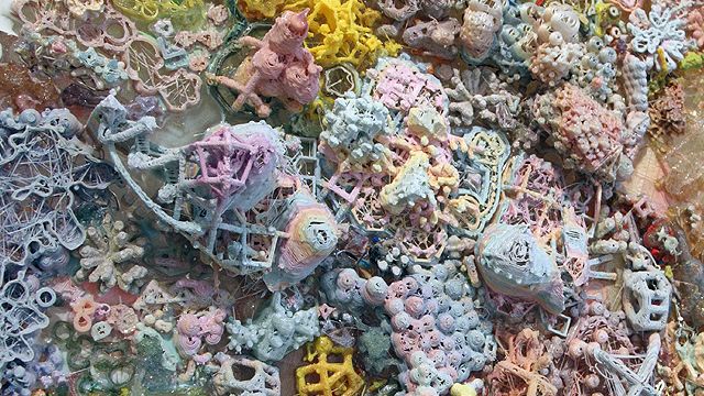 640x360 Artist Paintings Using A 3d Printer And Molecular - Molecular Painting