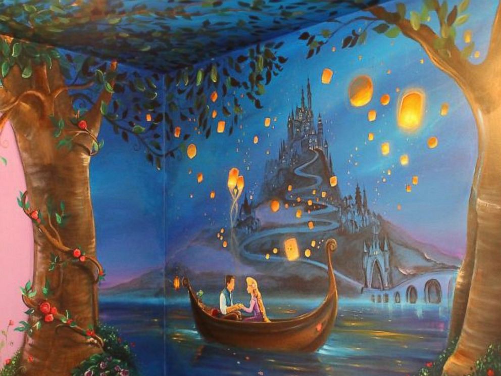 992x744 Mom Paints Mural Inspired By - Mom Painting