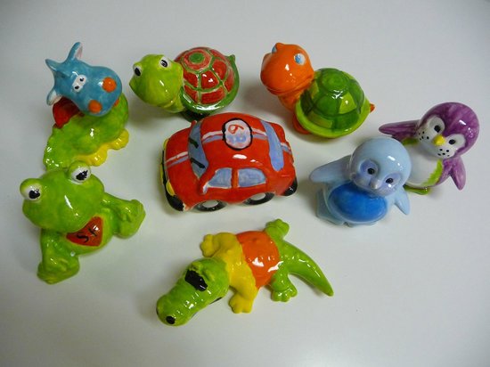 550x412 Party Animals For A Kids Pottery Painting Party - Monkey Painting For Kids